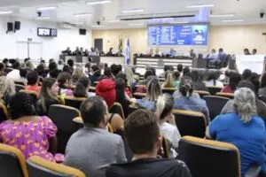 Câmara de Limeira cria comissão para acompanhar demanda de servidores