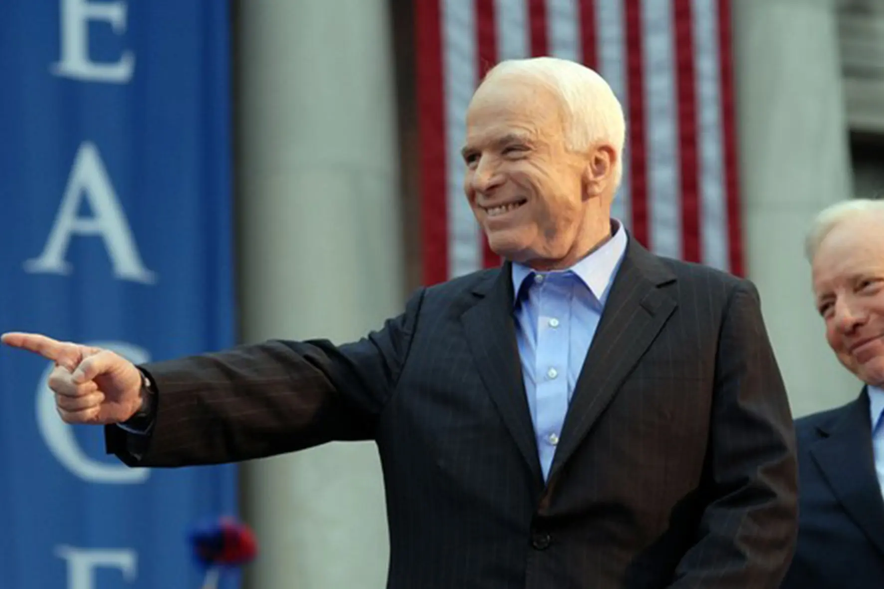 Rússia proíbe John McCain de entrar no país, mas ex-senador dos EUA morreu em 2018