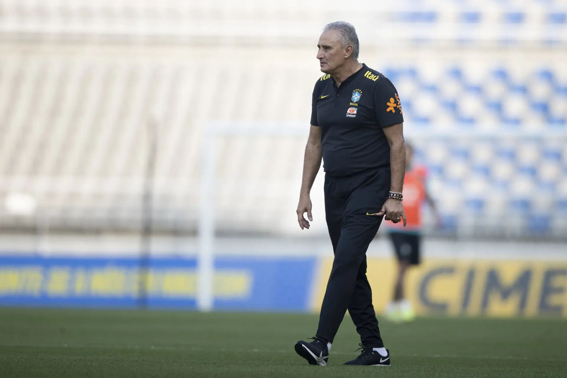 Tite define seleção brasileira com Raphinha titular e Jesus no banco