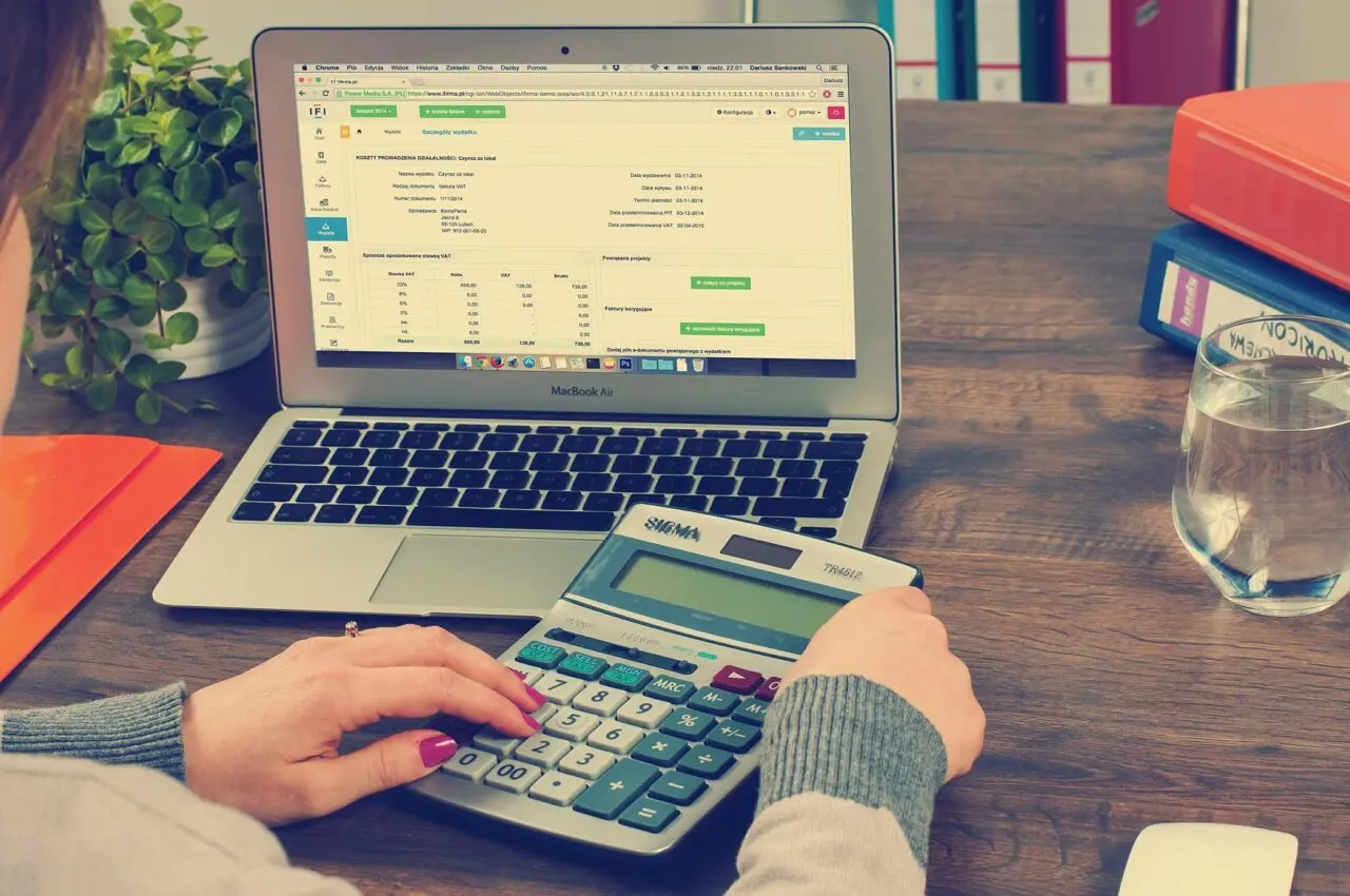 empresas inadimplentes; indústrias; dívidas