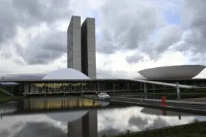 A possibilidade de instalação de uma CPI do MEC ganhou força após a prisão, na última quarta-feira (22), do ex-ministro da Educação Milton Ribeiro