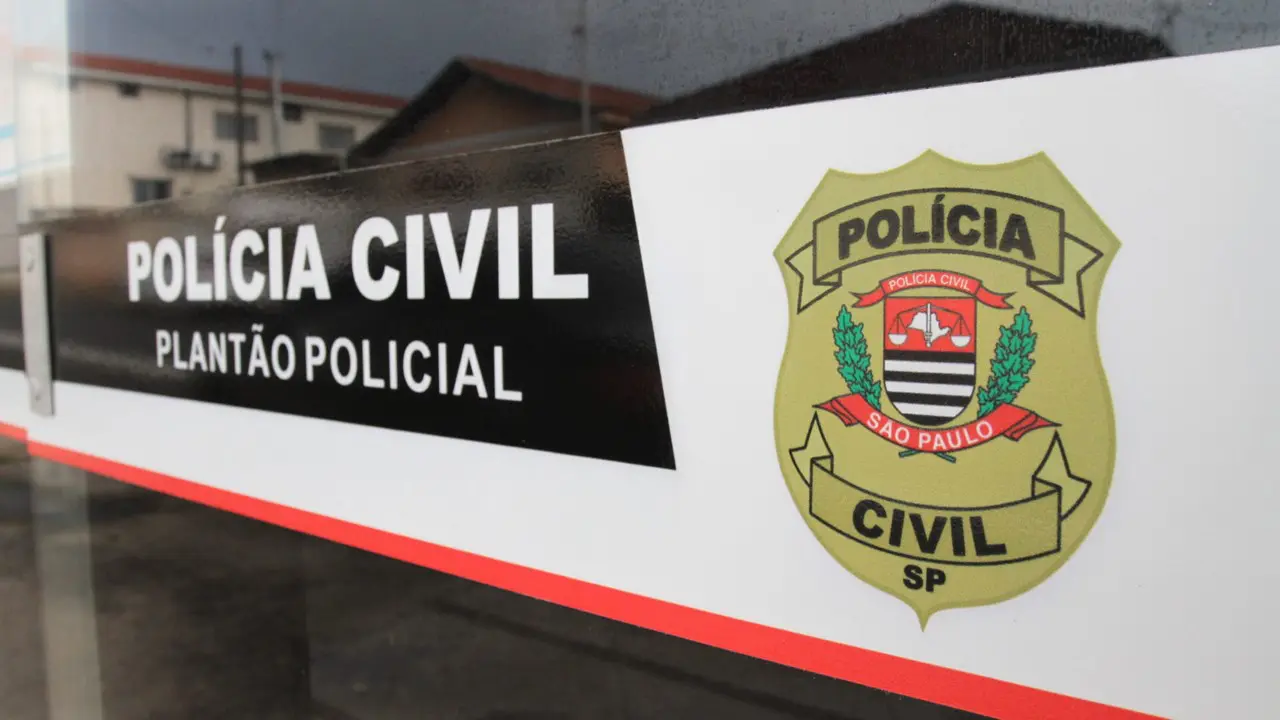 Após discussão, mulher tenta atear fogo no amásio, no Jardim Cavinato, em Limeira