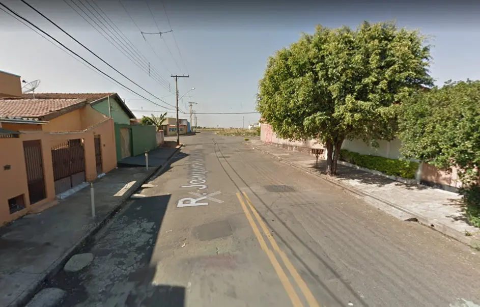 MULHER TEVE A MOTO ROUBADA