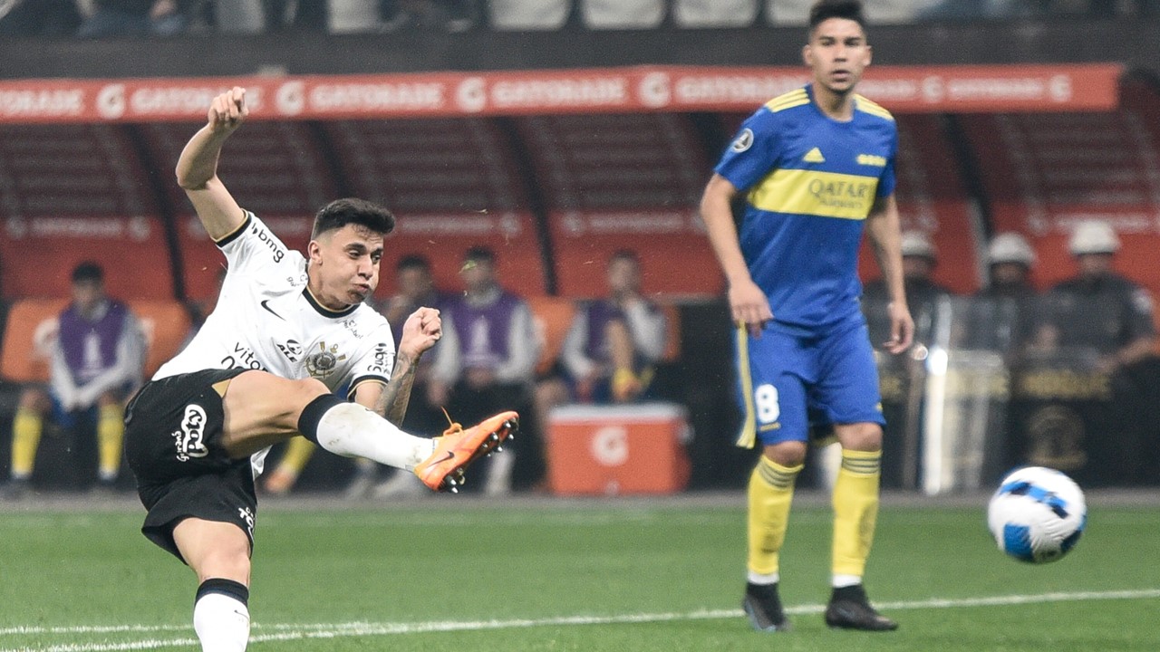 Róger Guedes perde pênalti, e Corinthians decide vaga com Boca na Argentina