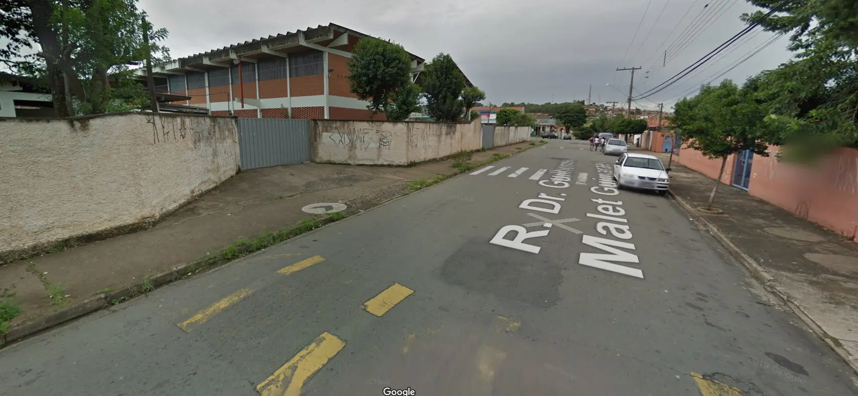 professor ameaça colegas de trabalho em escola