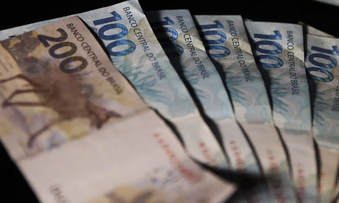 Auxílio Brasil começa a ser pago dia 9 de agosto