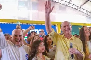 Ciro oficializa candidatura e iguala Lula e Bolsonaro em ataques