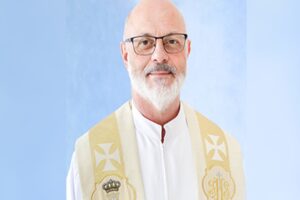 Fiéis fazem petição para permanência de padre em Cordeirópolis
