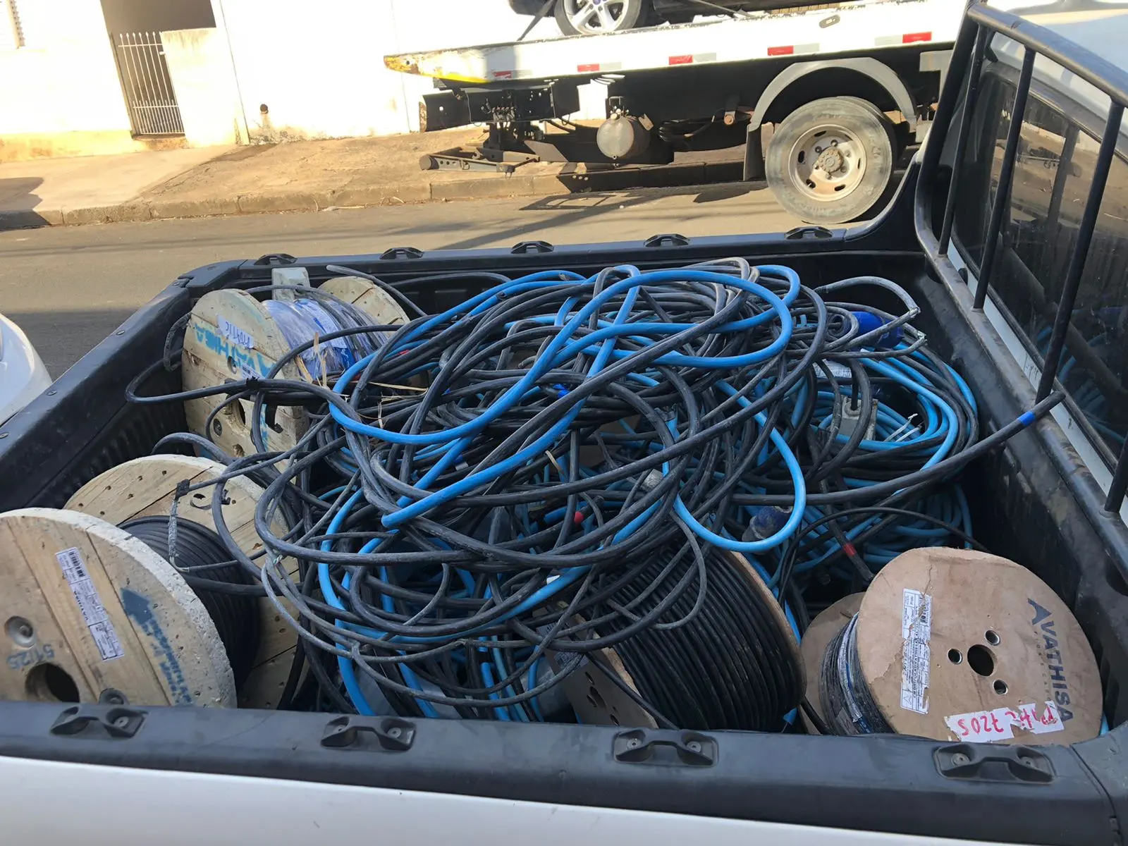 PM prende suspeitos de furto de fios de cobre de empresa na Limeira - Cosmópolis