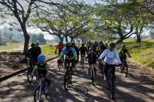ciclistas; pedala robinho; passeio ciclístico