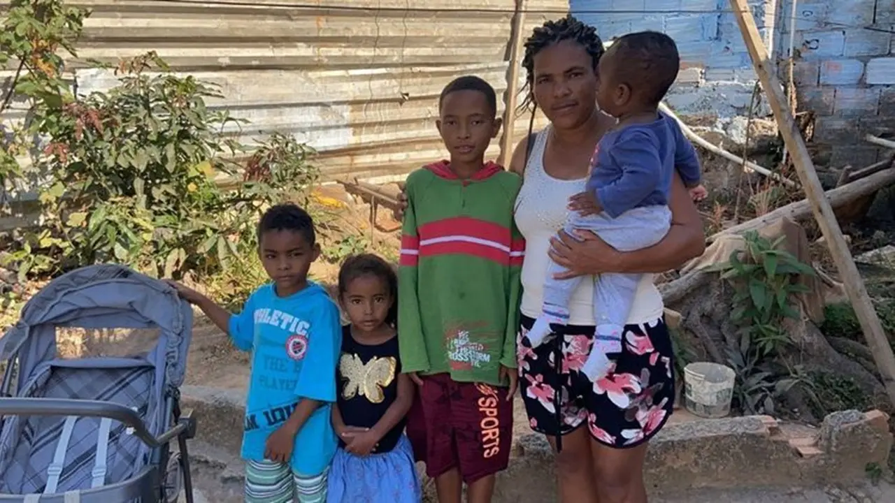 Menino liga para a PM pedindo comida