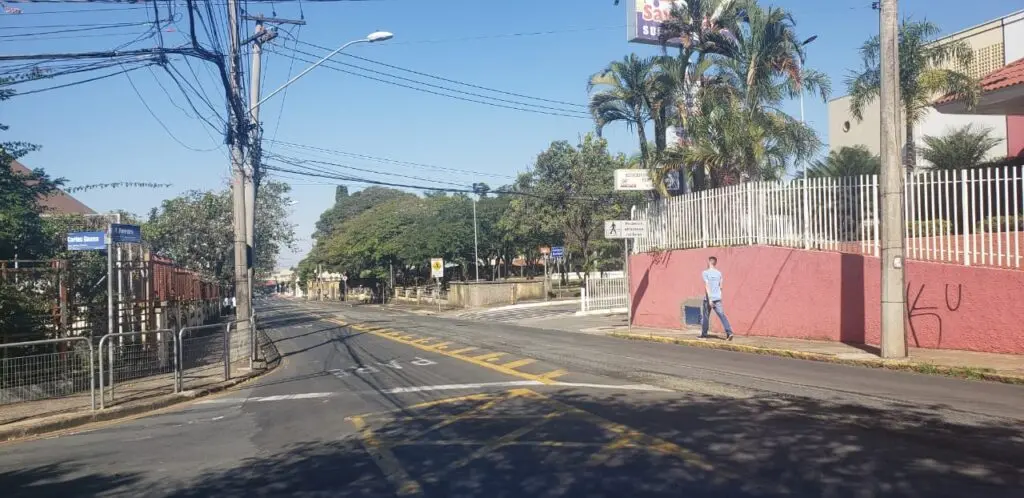 Rua Dr. Alberto Ferreira terá trecho em frente a Prefeitura interditado neste sábado (13)