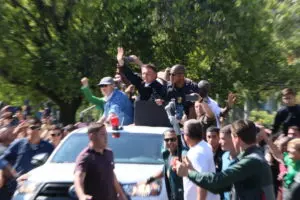 Bolsonaro participa de motociata no 7 de Setembro pelas ruas do Rio de Janeiro