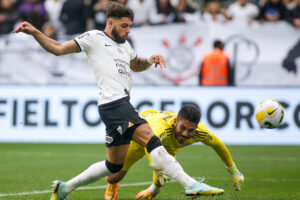 Corinthians vira mas Internacional reage