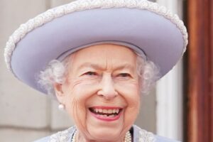 Família real cumprirá luto oficial de 7 dias a partir do funeral de Elizabeth