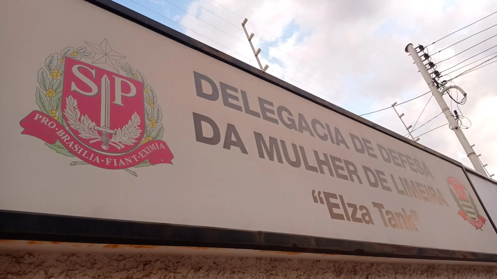 Mulher diz ter sido estuprada pelo ex-marido enquanto dormia