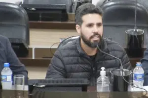 Pastor Felipe Diego vai à CPI do IPTU e fica calado