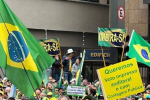 Tarcísio elogia bandeirantes e Bolsonaro em discurso com tom patriótico (1)