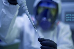 Teste para varíola dos macacos é incluído na lista de exames cobertos planos de saúde