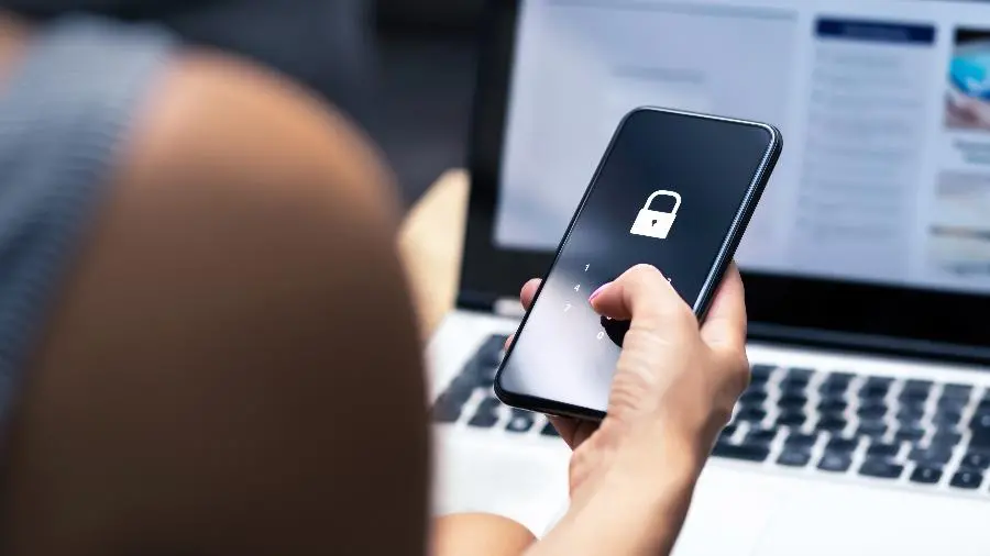 1 milhão de senhas do Facebook foram roubadas