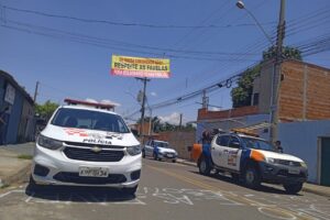 GCM retira faixas com frases contrárias a candidatos em ruas de Limeira 1