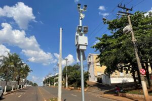 Radares devem restringir veículos pesados no Centro de Cordeirópolis
