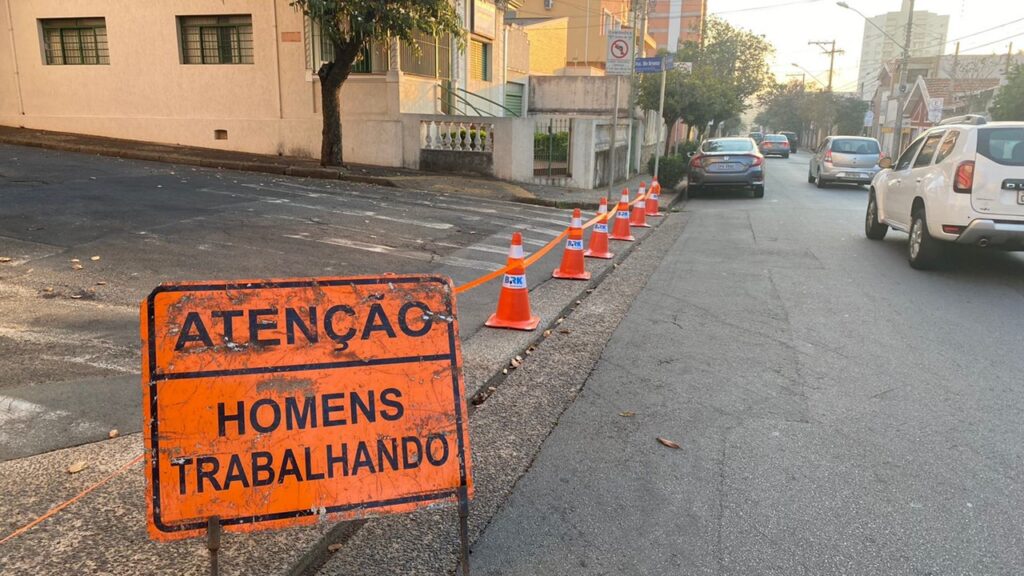 Substituição de rede de água interdita Avenida Campinas