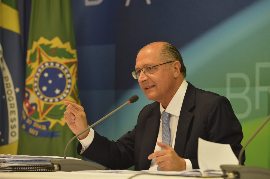 Alckmin anuncia site oficial do governo de transição
