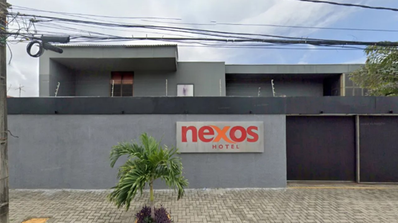Casal encontra câmera escondida em quarto de motel em Recife