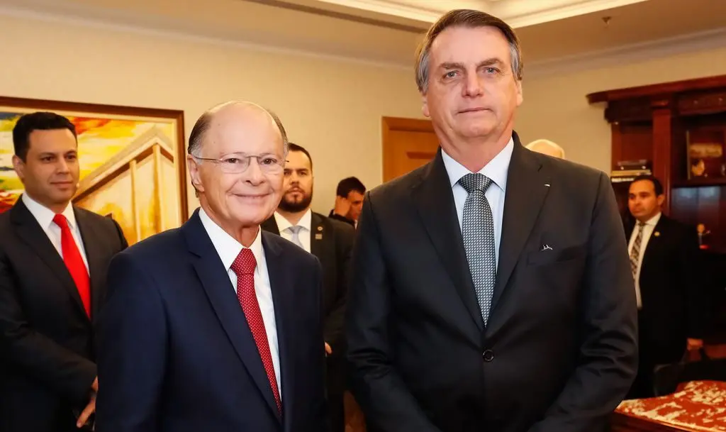 Edir Macedo diz perdoar Lula e Gleisi reage ele é quem precisa pedir perdão a Deus