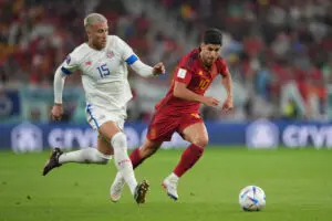 Espanha não dá chance para surpresa e goleia Costa Rica na estreia na Copa