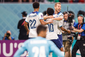 Inglaterra goleia Irã e Holanda vence Senegal na Copa do Catar