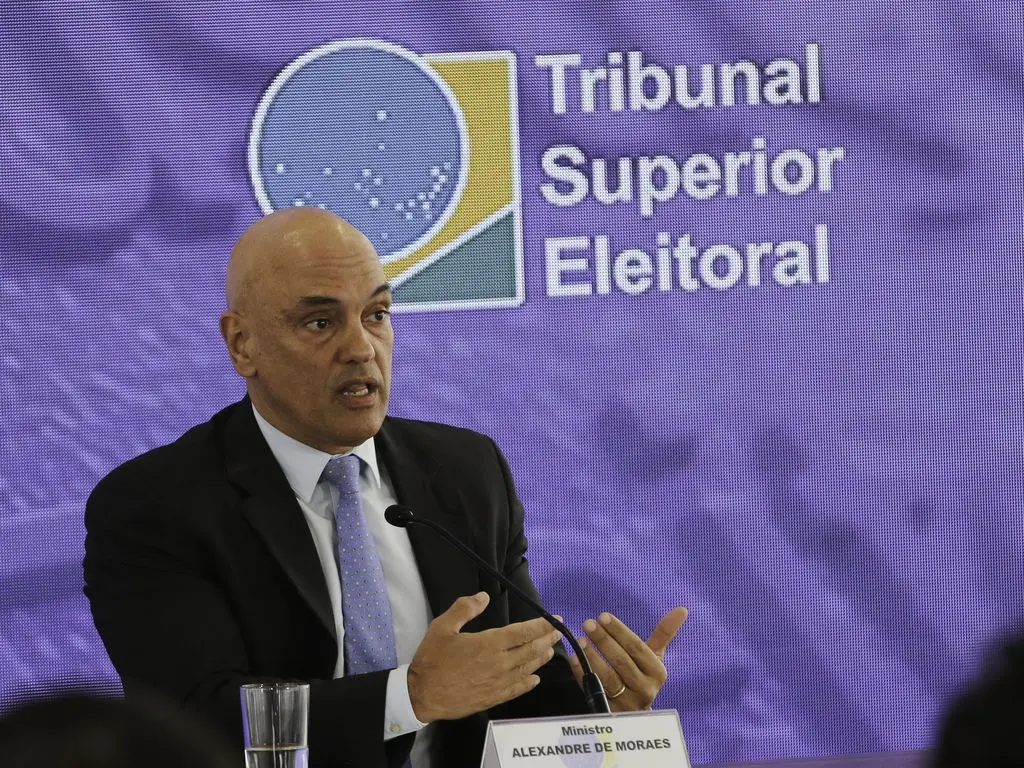 Moraes rejeita ação , multa PL em R$ 22 milhões