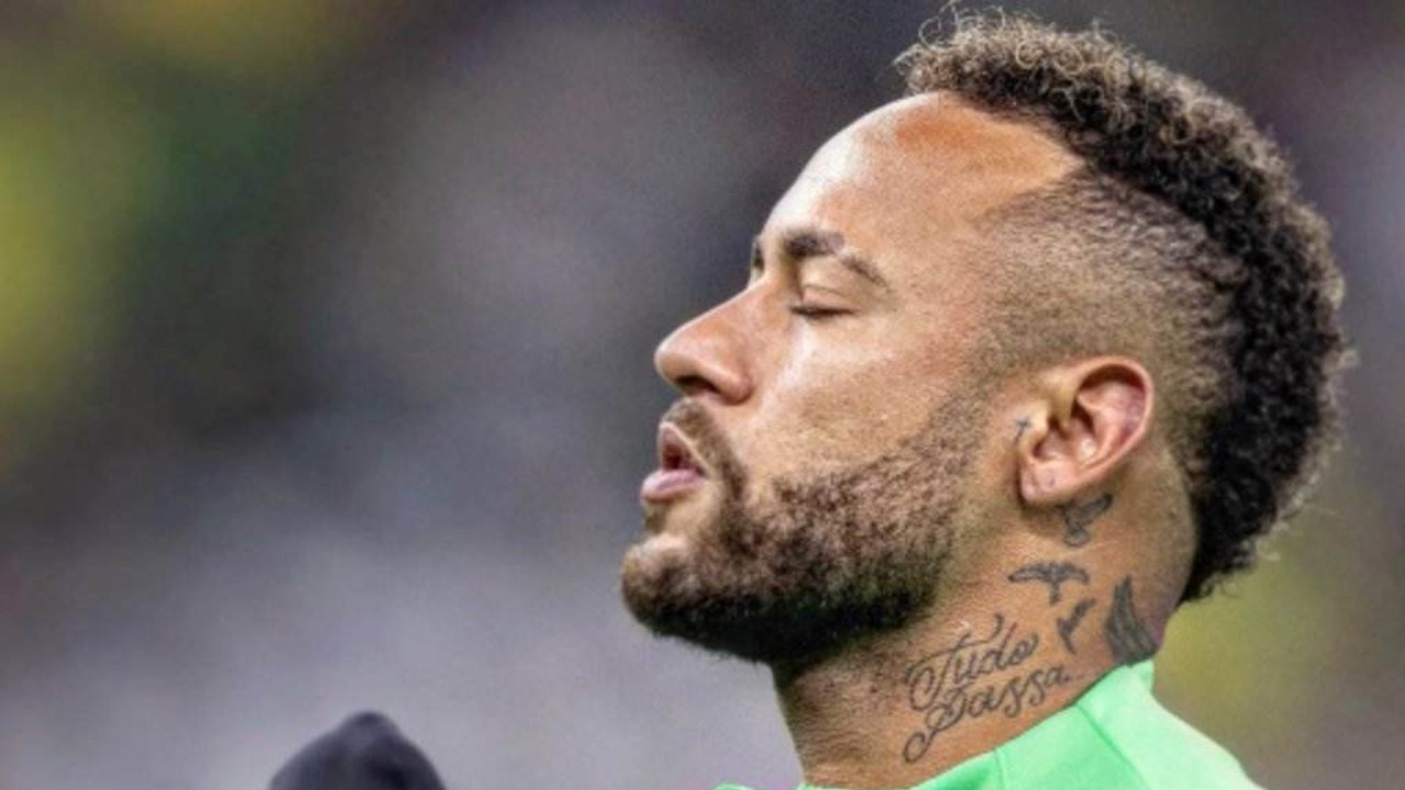 Neymar se pronuncia após lesão o tirar de jogos da Copa e diz que fará o possível