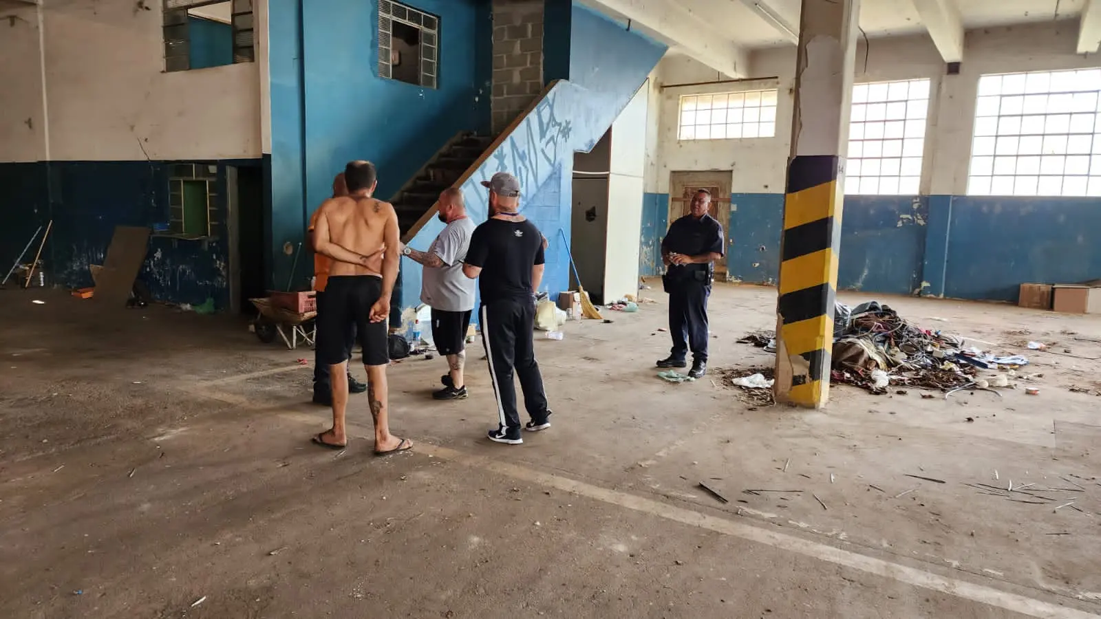 Prefeitura de Limeira faz abordagem social em imóvel que abrigava o Ceprosom