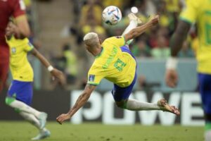 Richarlison ressuscita a camisa 9 do Brasil em uma estreia de Copa