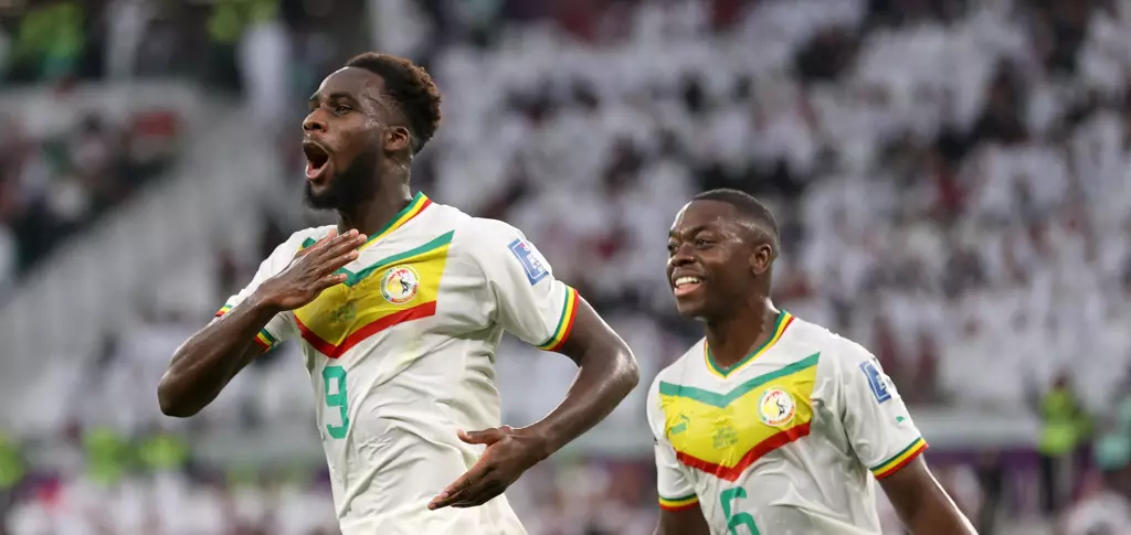 Senegal vence e Catar se torna primeiro anfitrião a perder os dois primeiros jogos da Copa