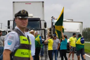 USTL pede apoio para prejudicados pelo bloqueio da Anhanguera