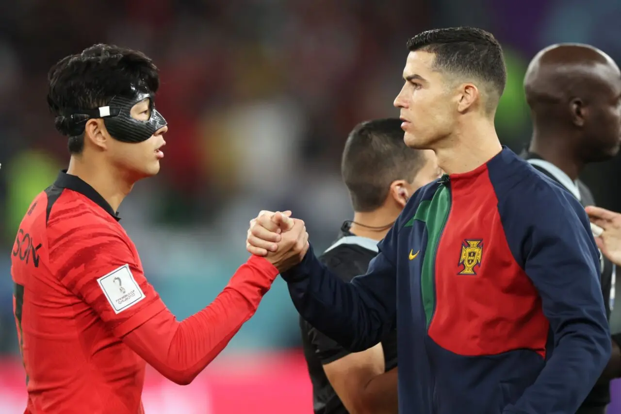 Coreia bate Portugal, elimina Uruguai e deve pegar o Brasil nas oitavas