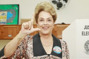 ex-presidente Dilma está bem