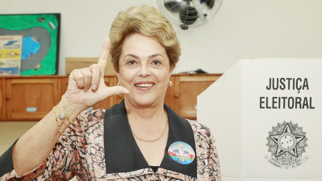 ex-presidente Dilma está bem
