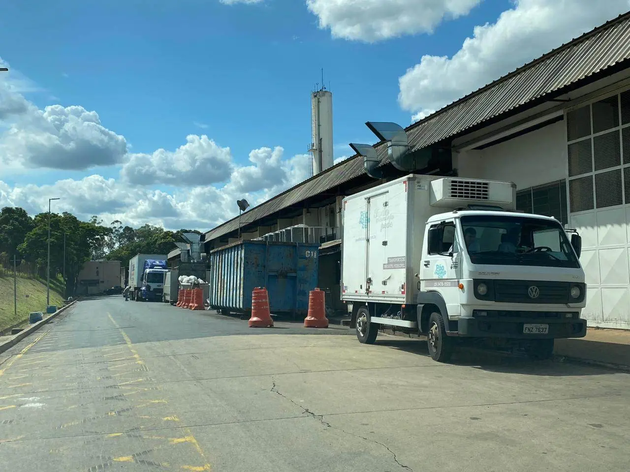 Homem morre após explosão de cilindro em posto de combustíveis, em Limeira