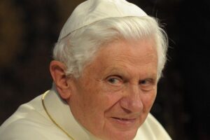 Morre o papa emérito Bento 16 aos 95 anos