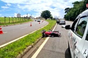 Motociclista morre em colisão frontal no Cidade Universitária, em Limeira