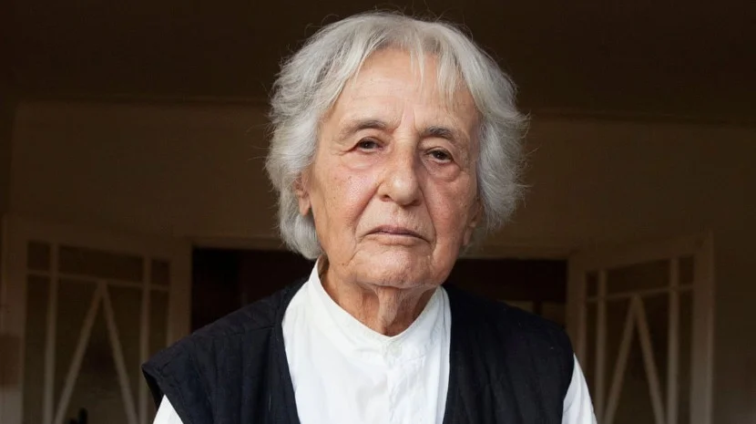 Mulher de 97 anos que colaborou com nazismo é condenada por morte de 10 mil pessoas