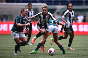 Final do Paulistão 2022 feminino entre Palmeiras e Santos