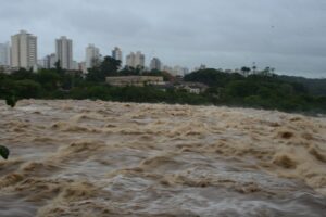 Rio Piracicaba está em estado de atenção