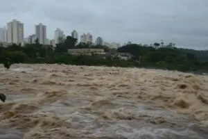 Rio Piracicaba está em estado de atenção