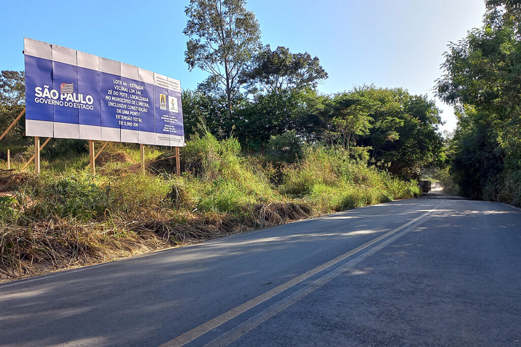 Botion assina convênio de R$ 4 milhões para melhorias em estradas rurais