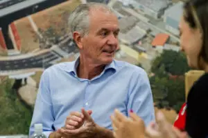 Botion lamenta atos de violência contra instituições